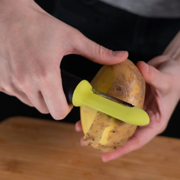 Vertical Potato Peeler with Ergonomic Handle - Image 3